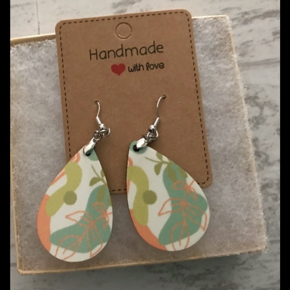 Handmade teardrop sublimation earrings BoHo style - Picture 3 of 3